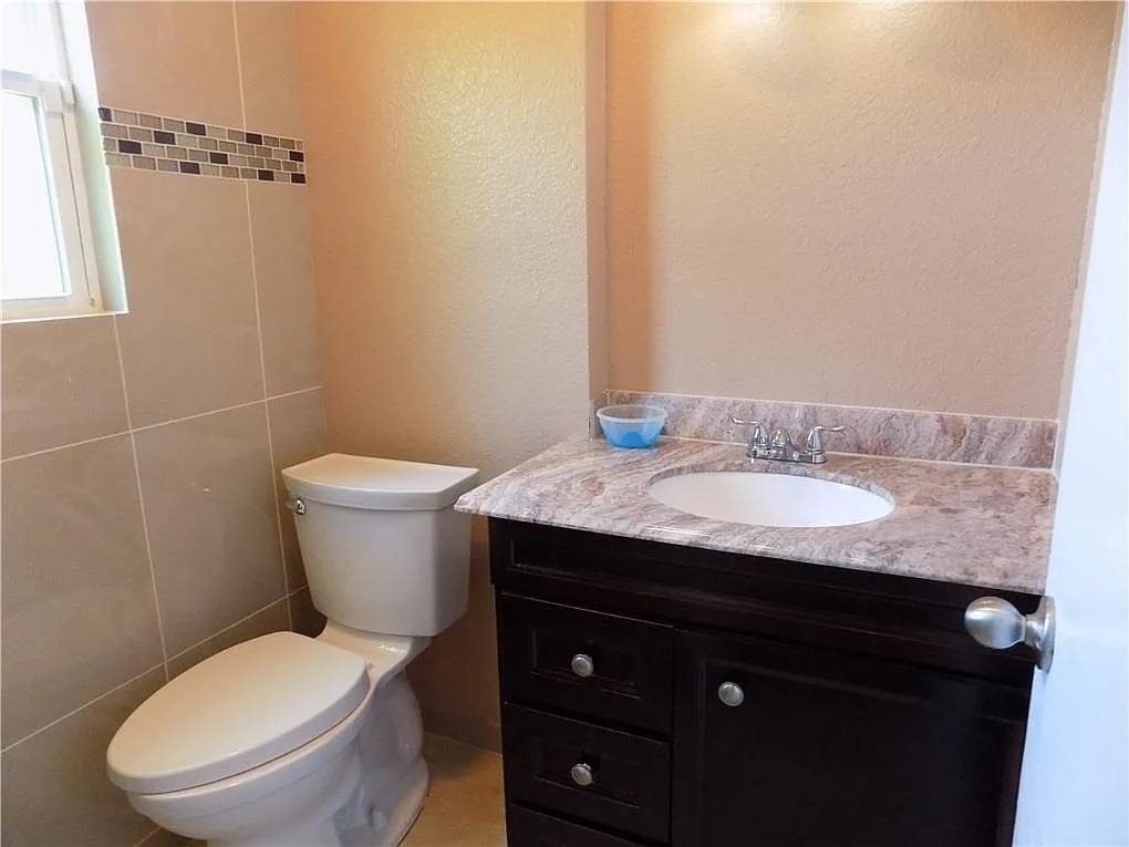 8402 Leesburg Cir - Photo 10