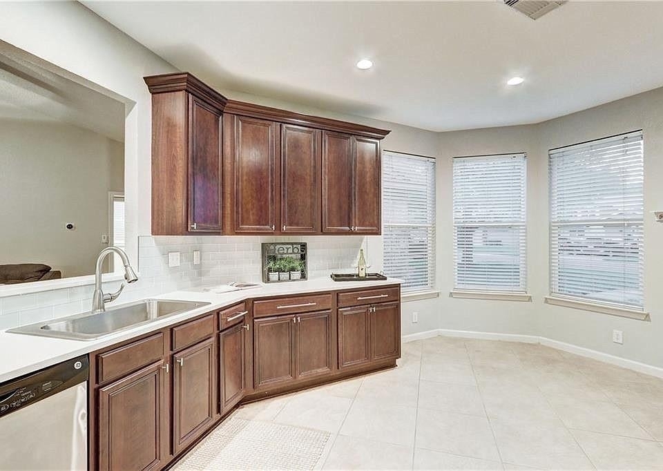 8914 Bridgewood Trl - Photo 8