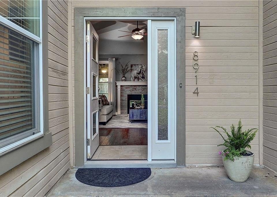8914 Bridgewood Trl - Photo 0
