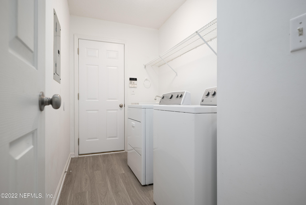 171 Elmwood Drive - Photo 14