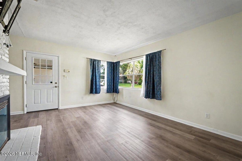 6216 Suwanee Road - Photo 5