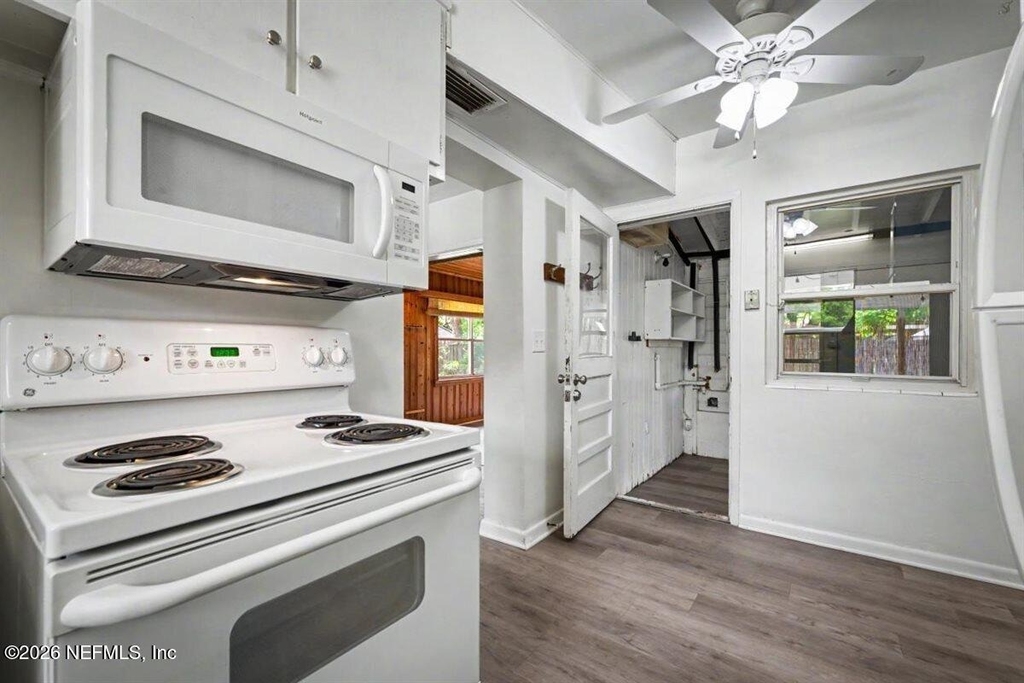 6216 Suwanee Road - Photo 15