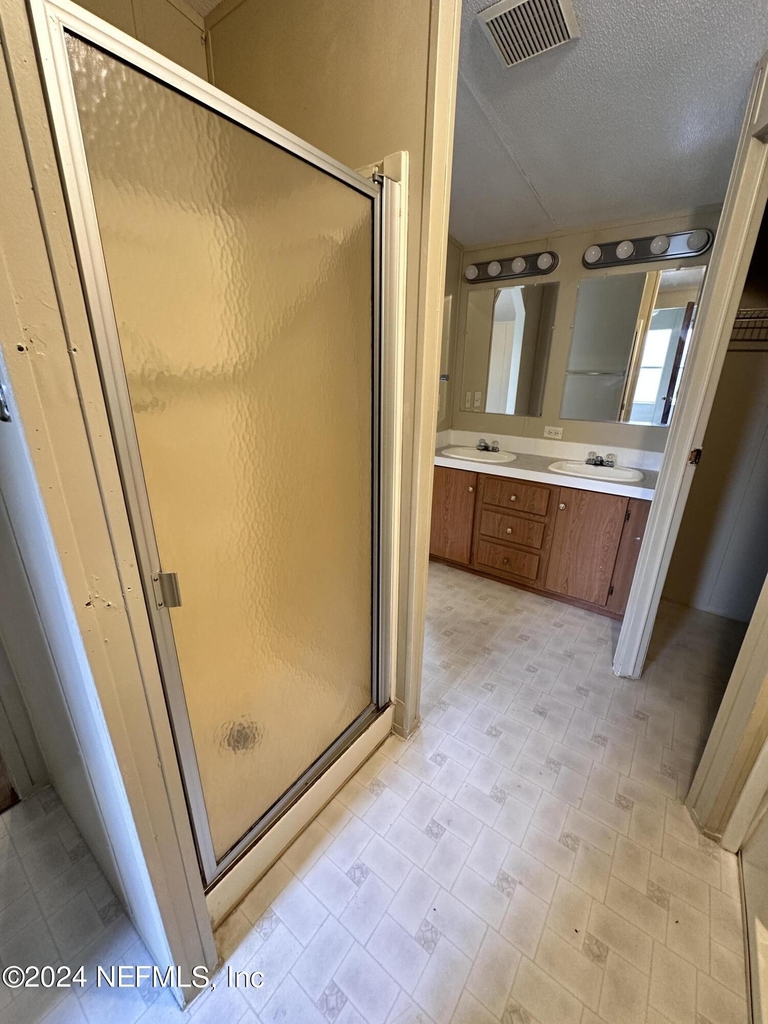 1757 Freedom Drive - Photo 12