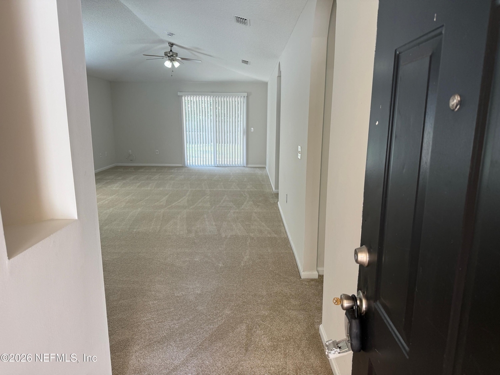 5550 Oak Crossing Drive - Photo 4