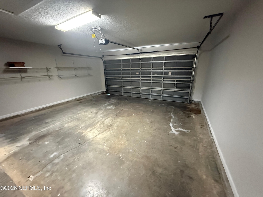 5550 Oak Crossing Drive - Photo 32