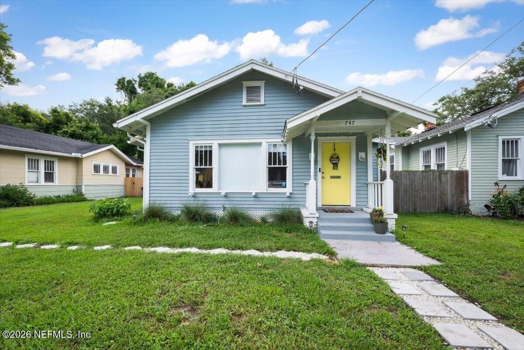 747 West Street - Photo 0