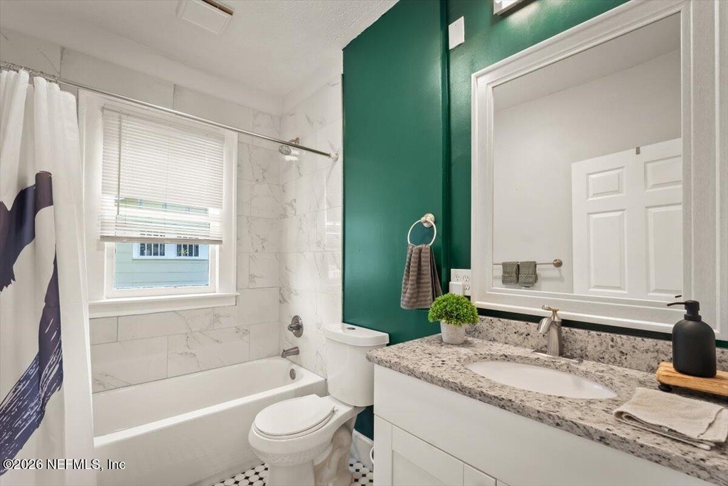 747 West Street - Photo 18