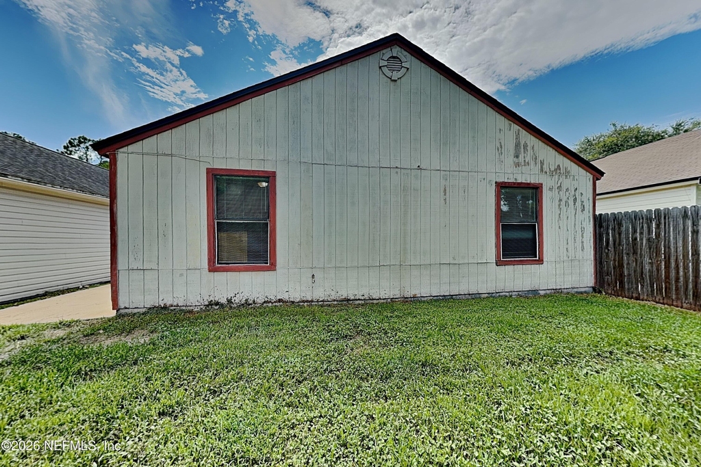 1883 Mackenzie Court S - Photo 15