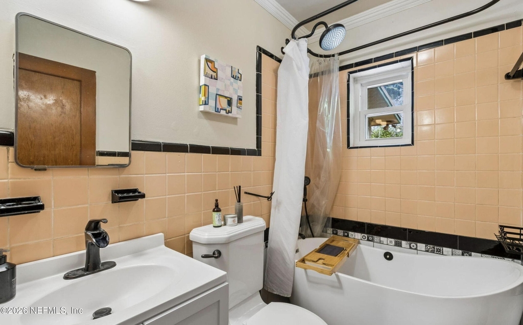1343 Rensselaer Avenue - Photo 22