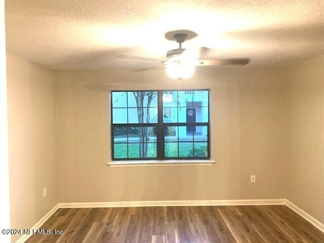 805 Boardwalk Drive - Photo 14