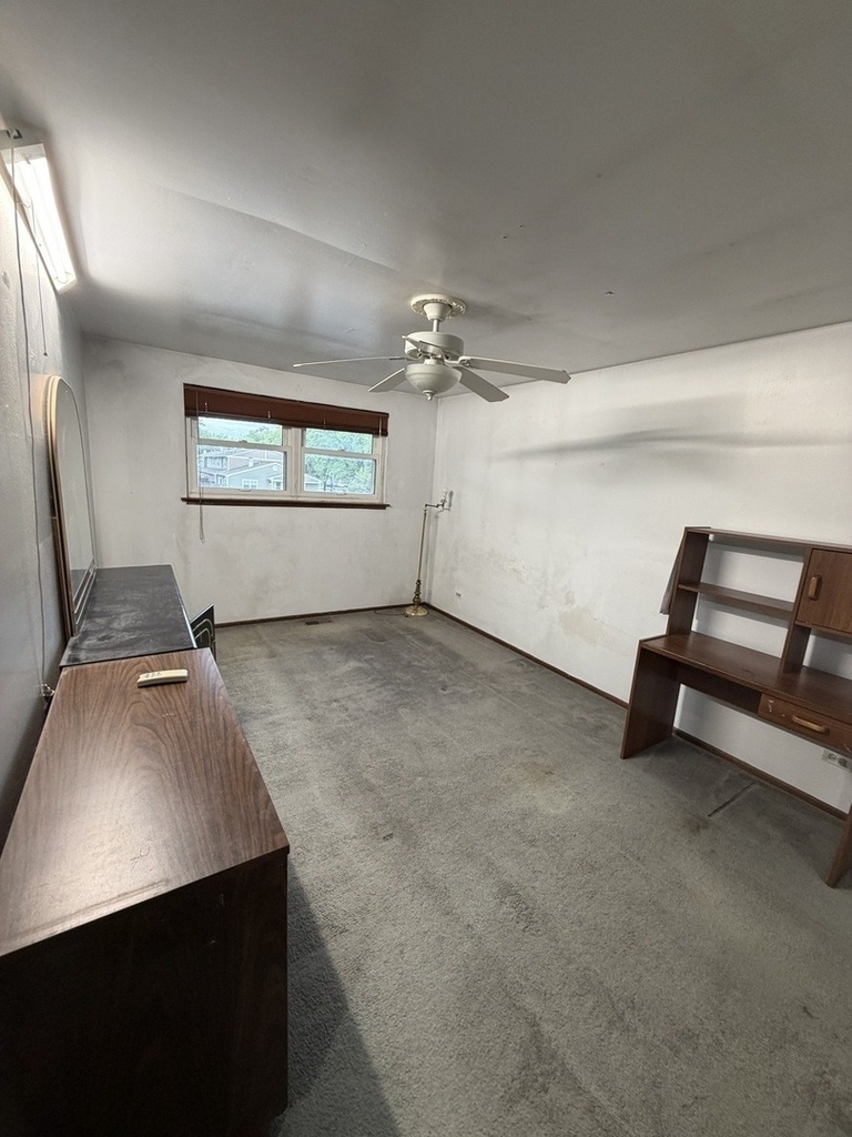 805 Bishop Court - Photo 12