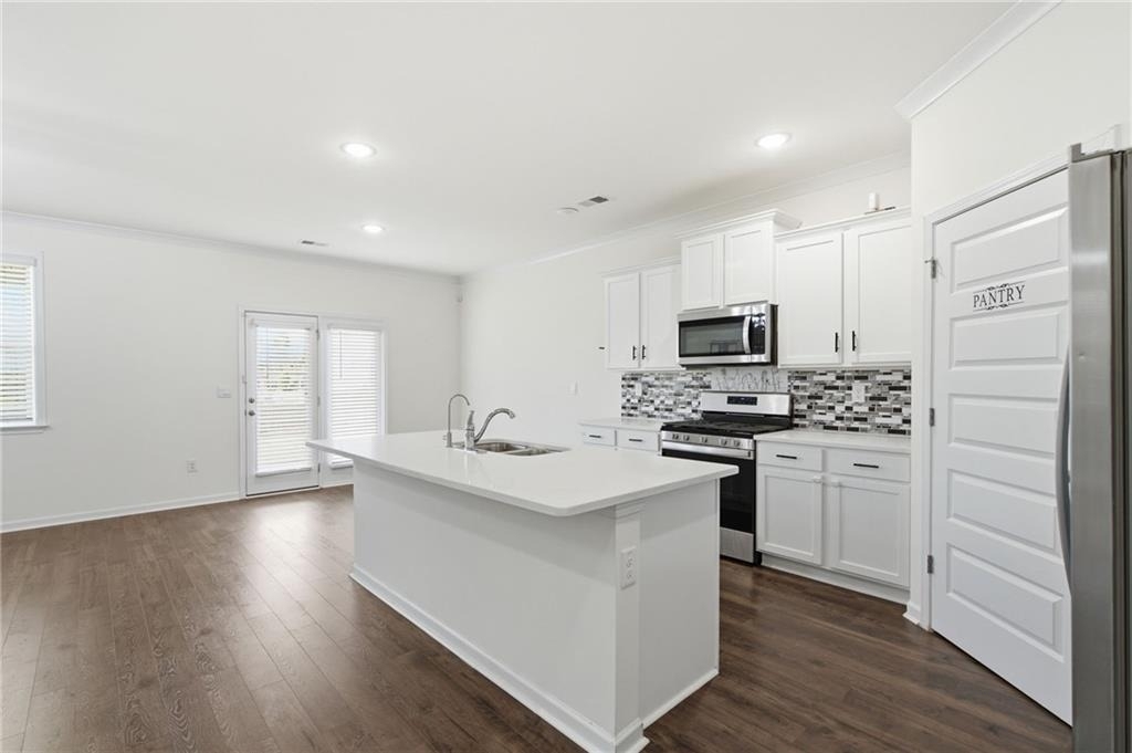 3369 English Elm Way - Photo 13