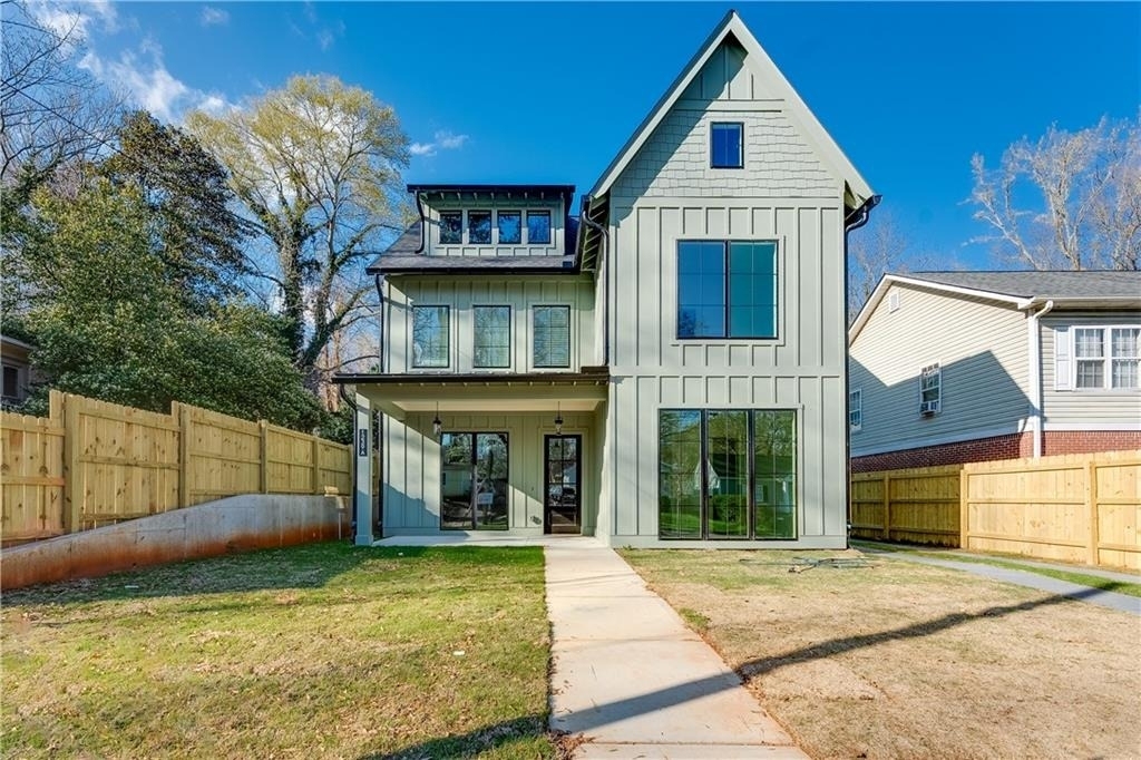1239 Plaza Avenue Sw - Photo 2
