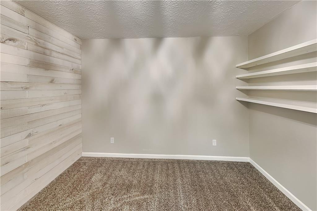 4623 Huntridge Drive Ne - Photo 15