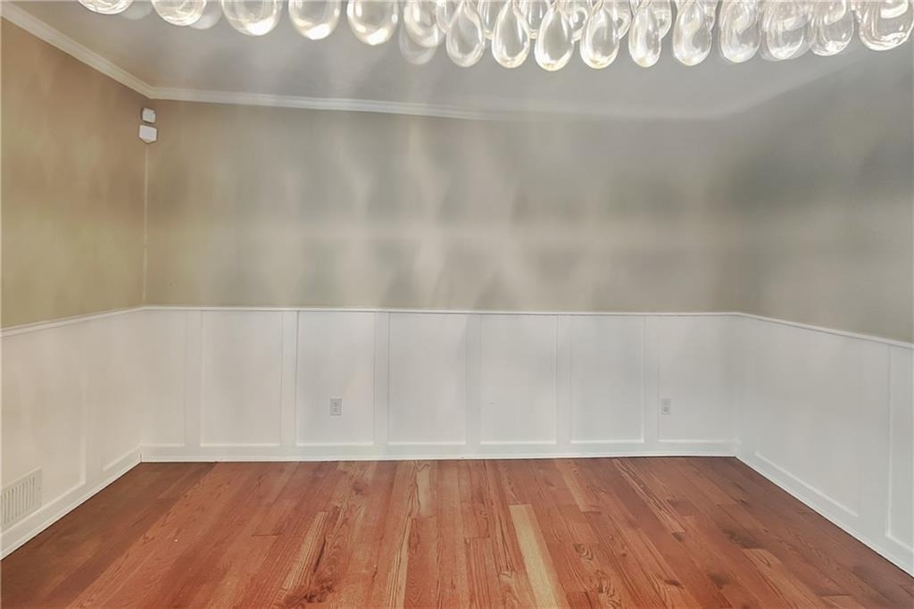 4623 Huntridge Drive Ne - Photo 6