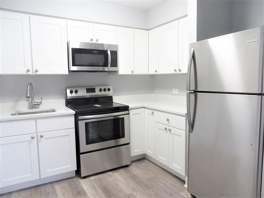 1100 N Wheeling Road - Photo 2
