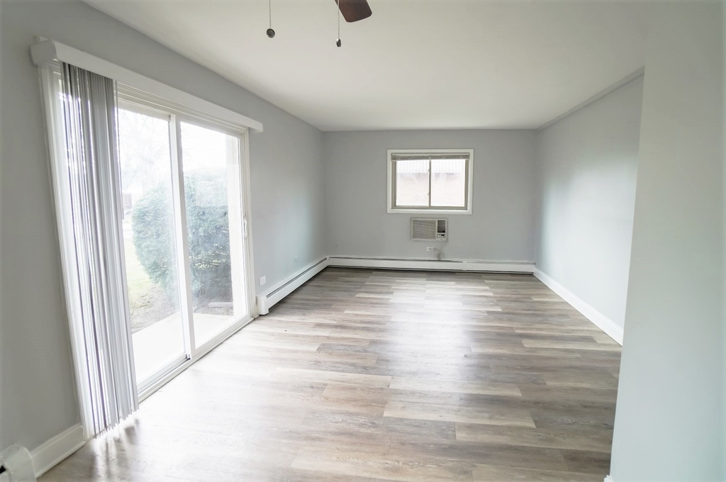 1100 N Wheeling Road - Photo 6