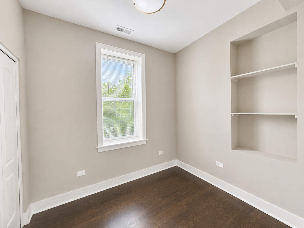 5409 S Winchester Avenue - Photo 6