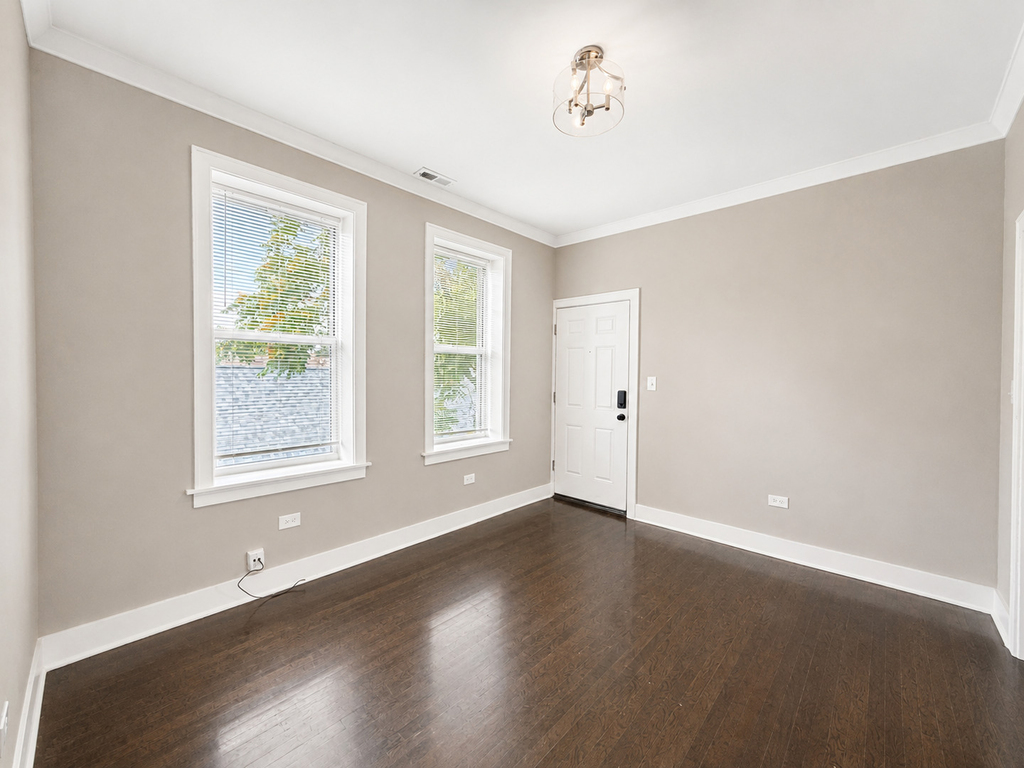 5409 S Winchester Avenue - Photo 3