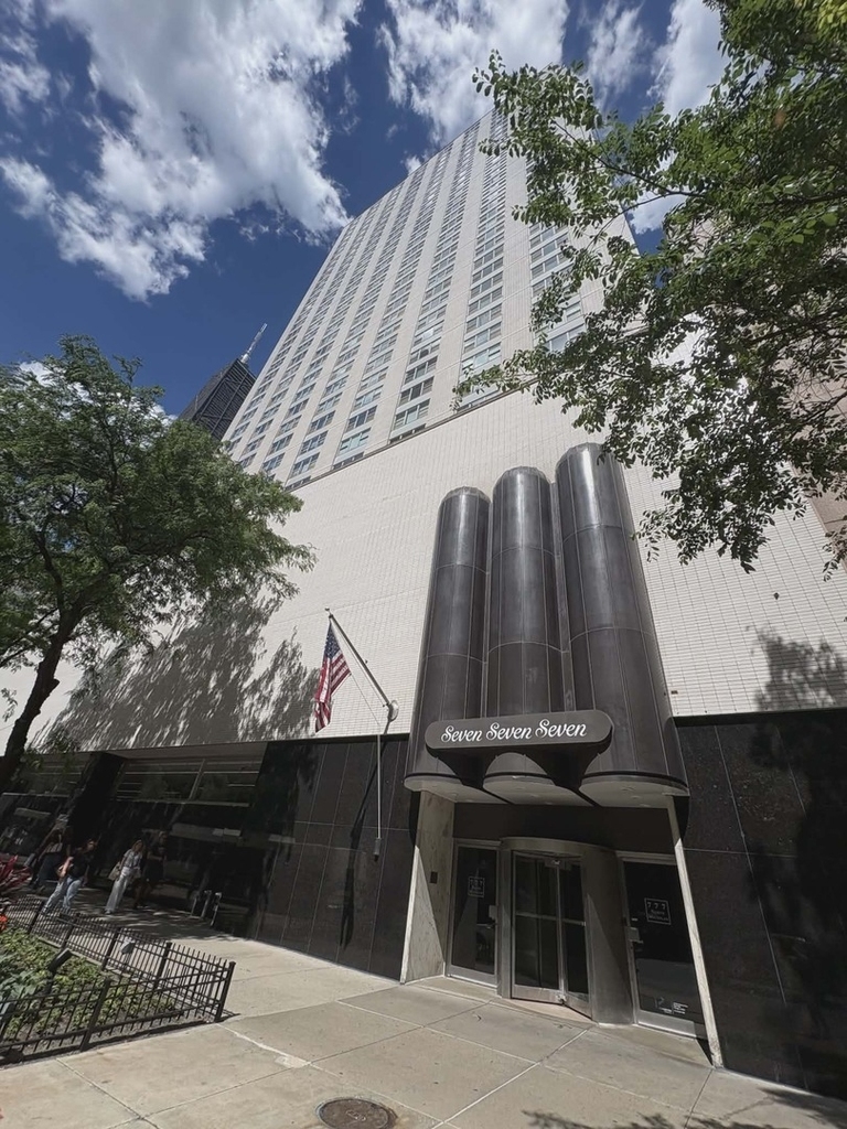 777 N Michigan Avenue - Photo 0