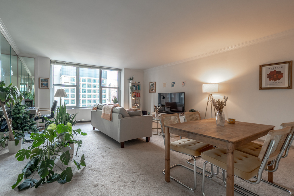 777 N Michigan Avenue - Photo 3