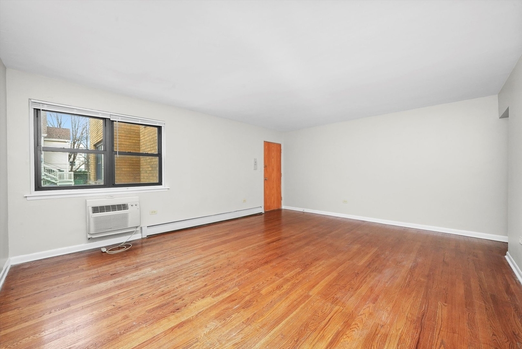 309 Sherman Avenue - Photo 1