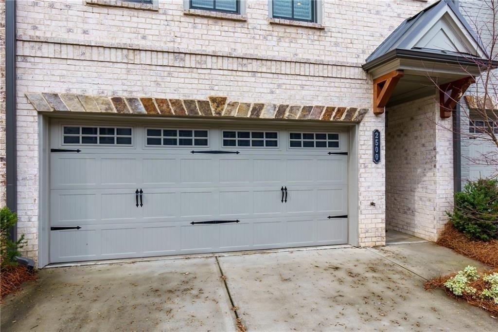 2500 Skyland Drive Ne - Photo 2