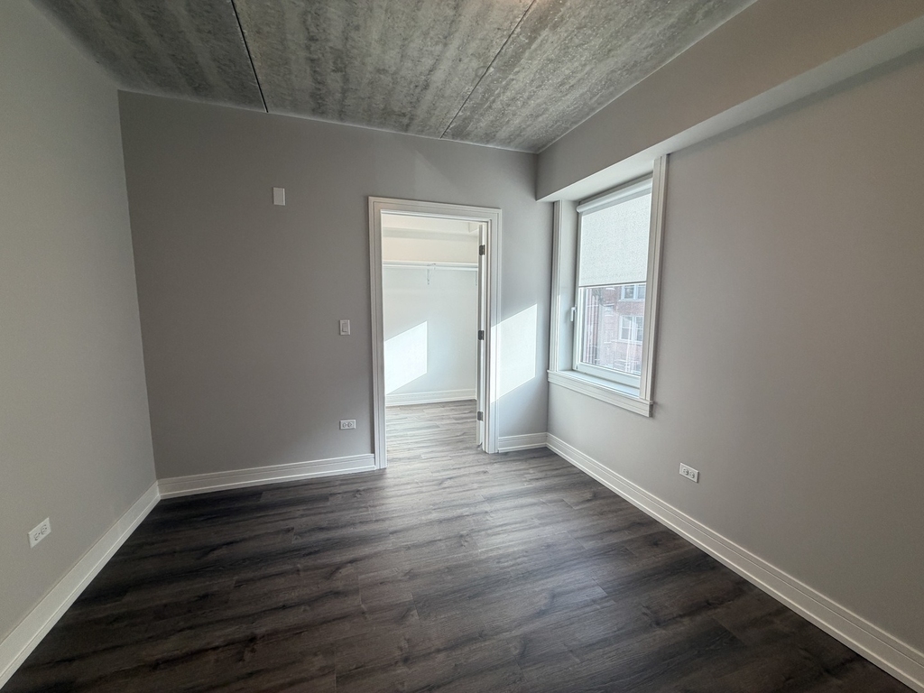 952 W Carmen Avenue - Photo 13