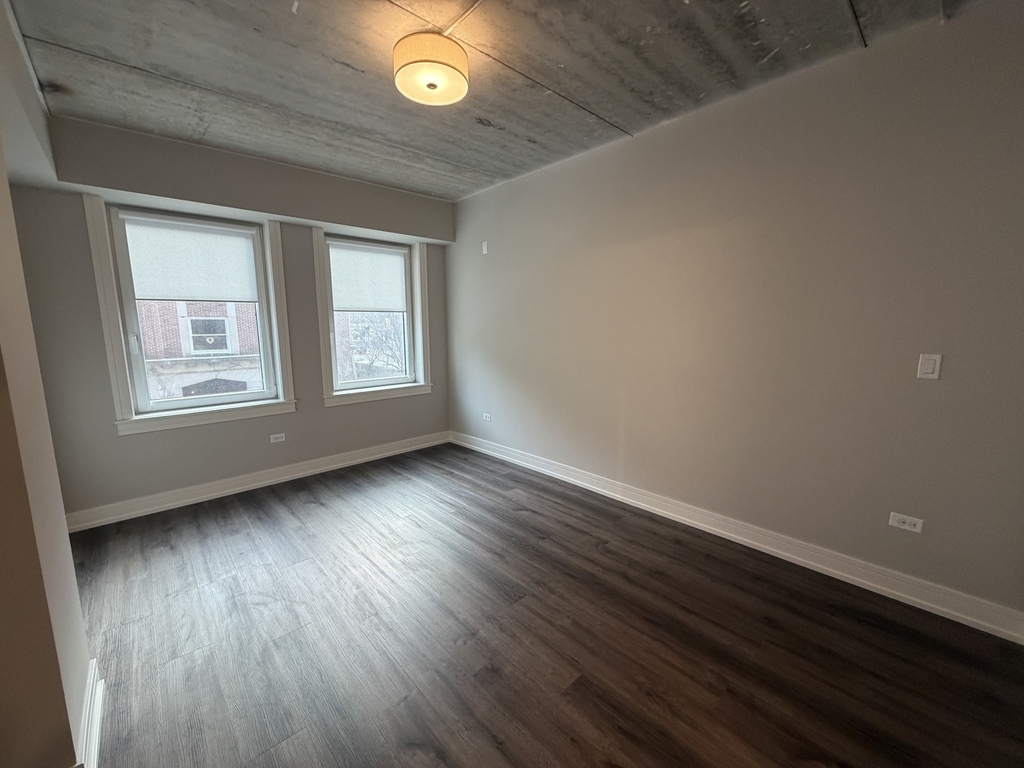 952 W Carmen Avenue - Photo 16