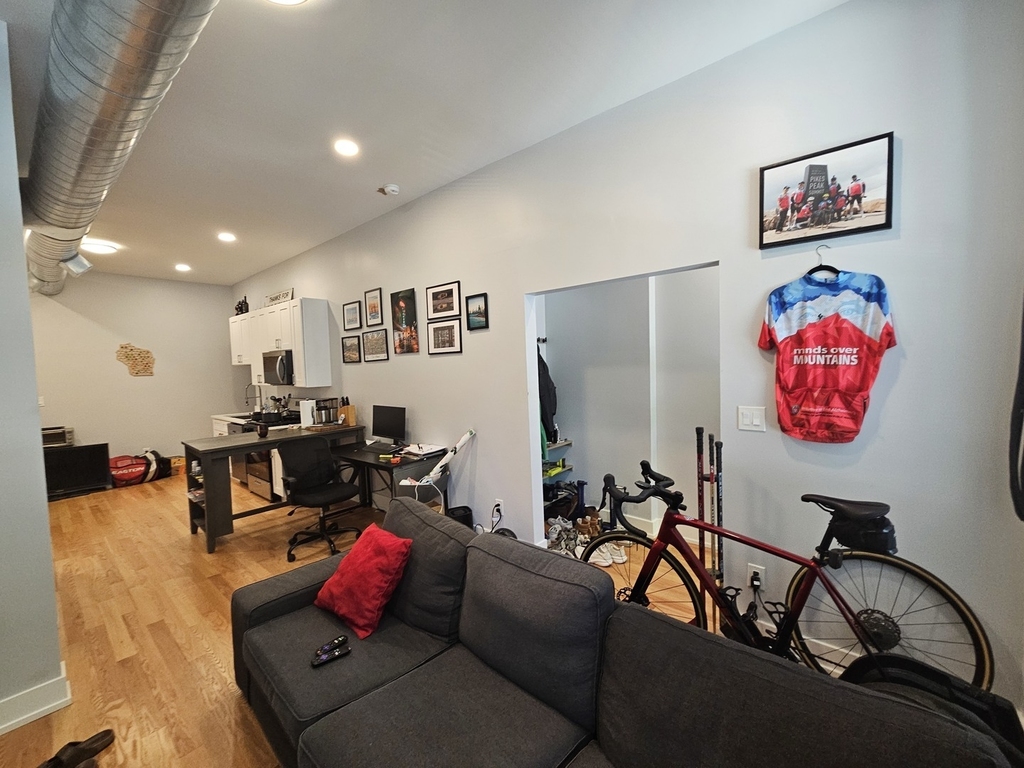 1415 W Erie Street - Photo 2
