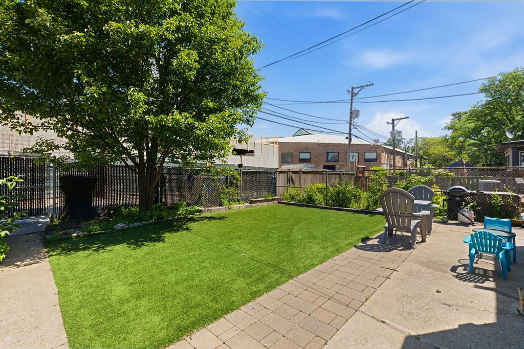 2924 W Giddings Street - Photo 25