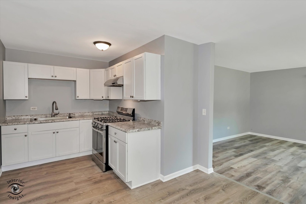1947 Beacon Boulevard - Photo 7
