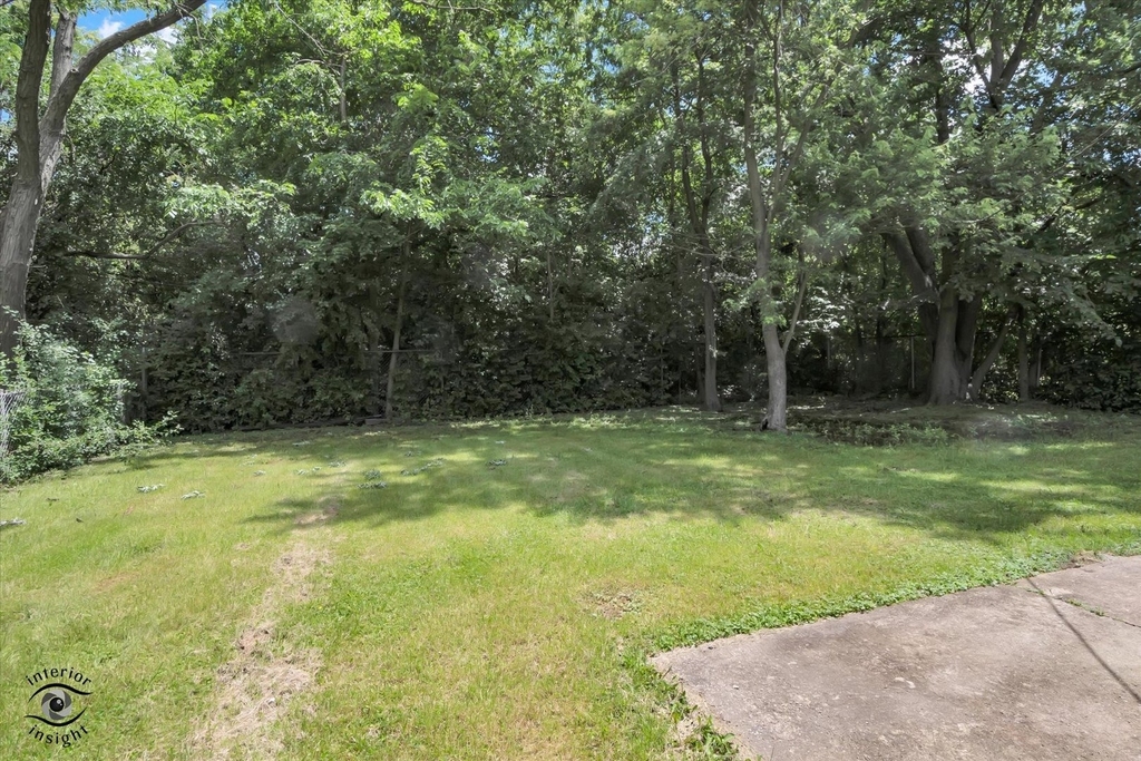 1947 Beacon Boulevard - Photo 26