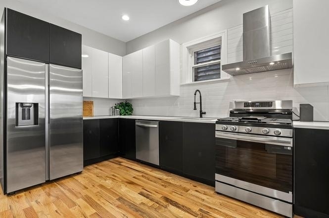 6613 S Langley Avenue - Photo 3