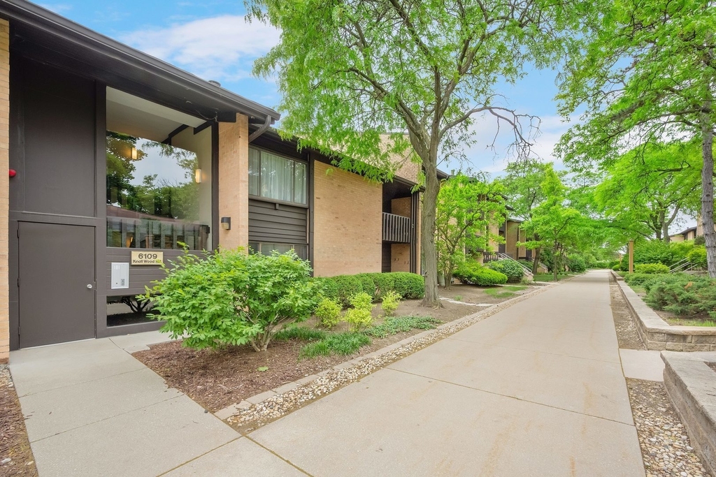 6109 Knoll Wood Road - Photo 1