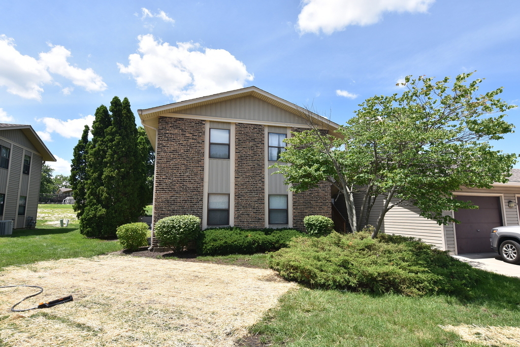 1285 Bamburg Court - Photo 0