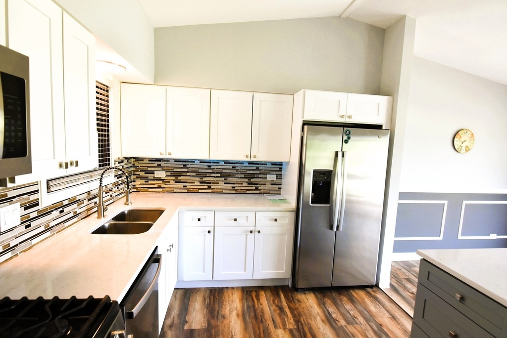 1285 Bamburg Court - Photo 2