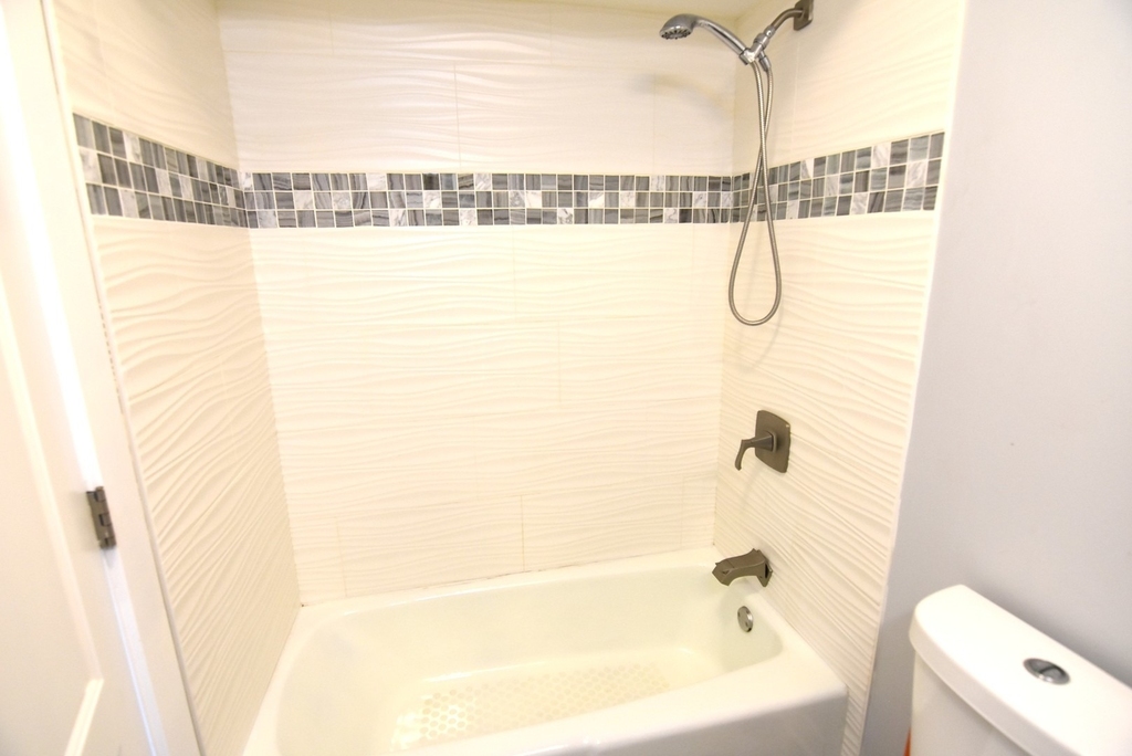 1285 Bamburg Court - Photo 23
