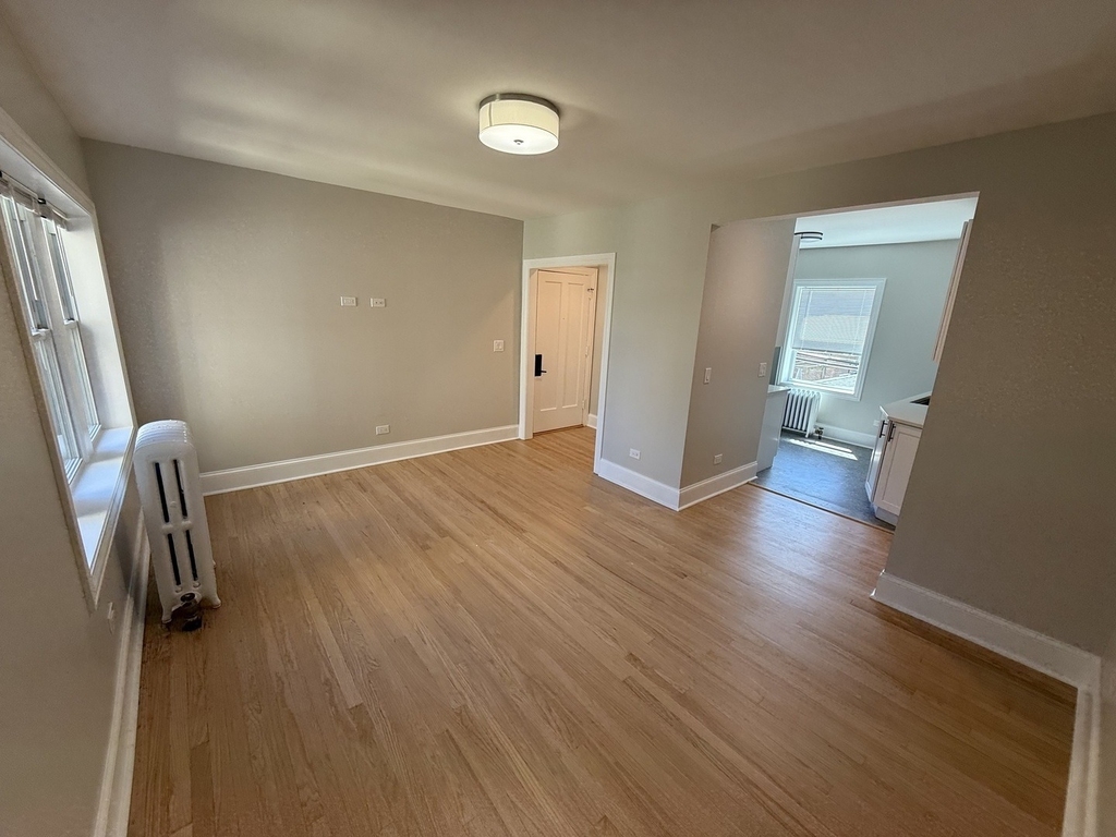6416 N Richmond Street - Photo 1