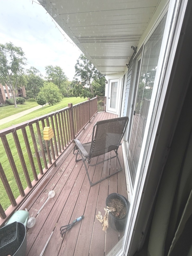 385 Sandhurst Circle - Photo 10