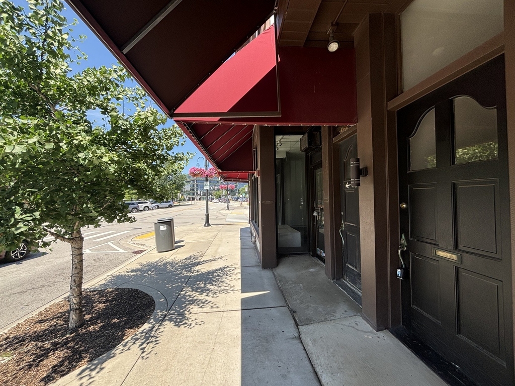 1152 Central Avenue - Photo 2