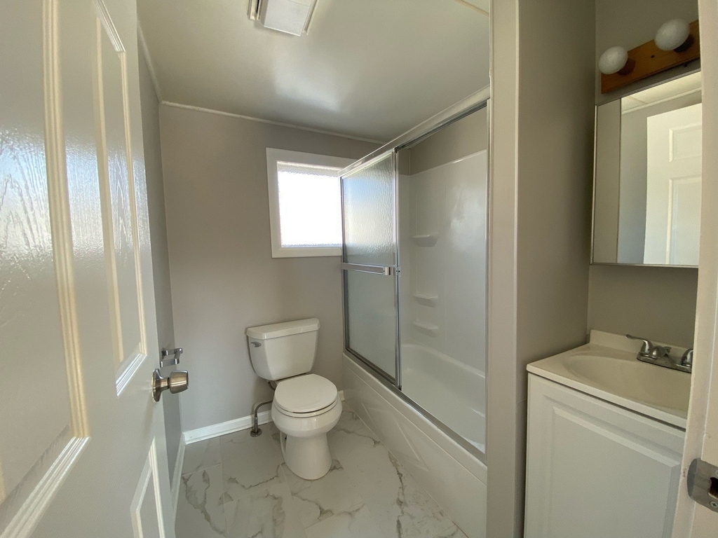 739 Iowa Avenue - Photo 7