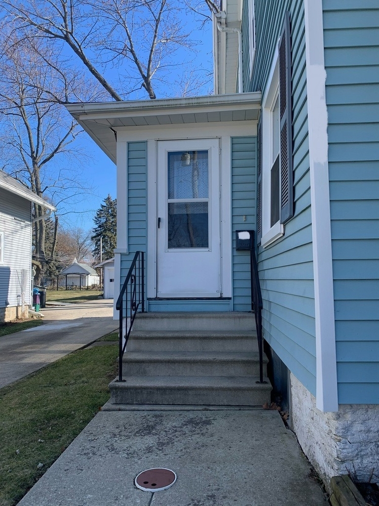 739 Iowa Avenue - Photo 1