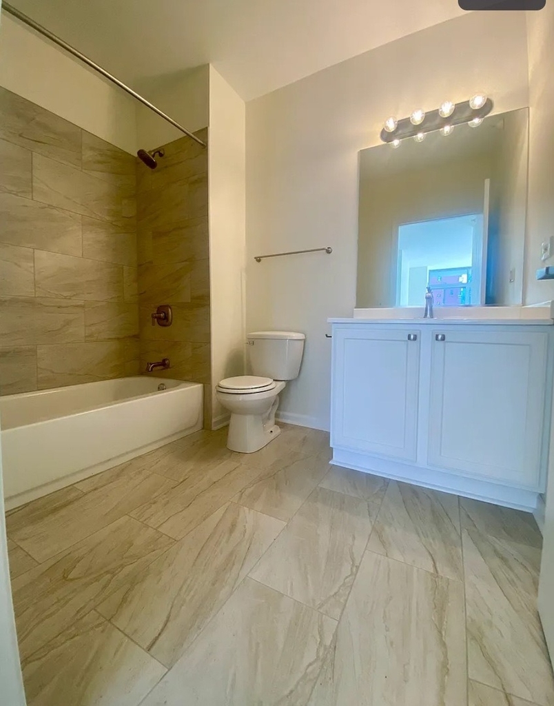 600 N Dearborn Street - Photo 7