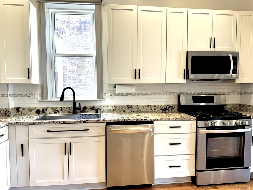 2424 N Mozart Street - Photo 22