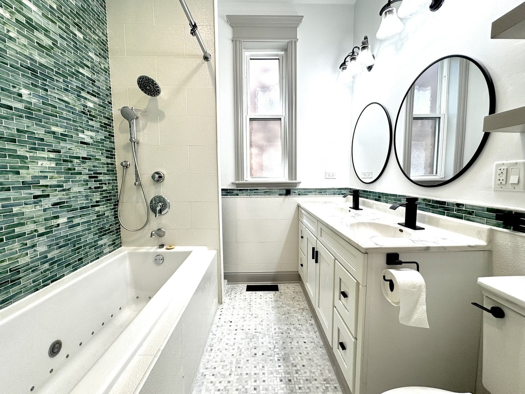 2424 N Mozart Street - Photo 19