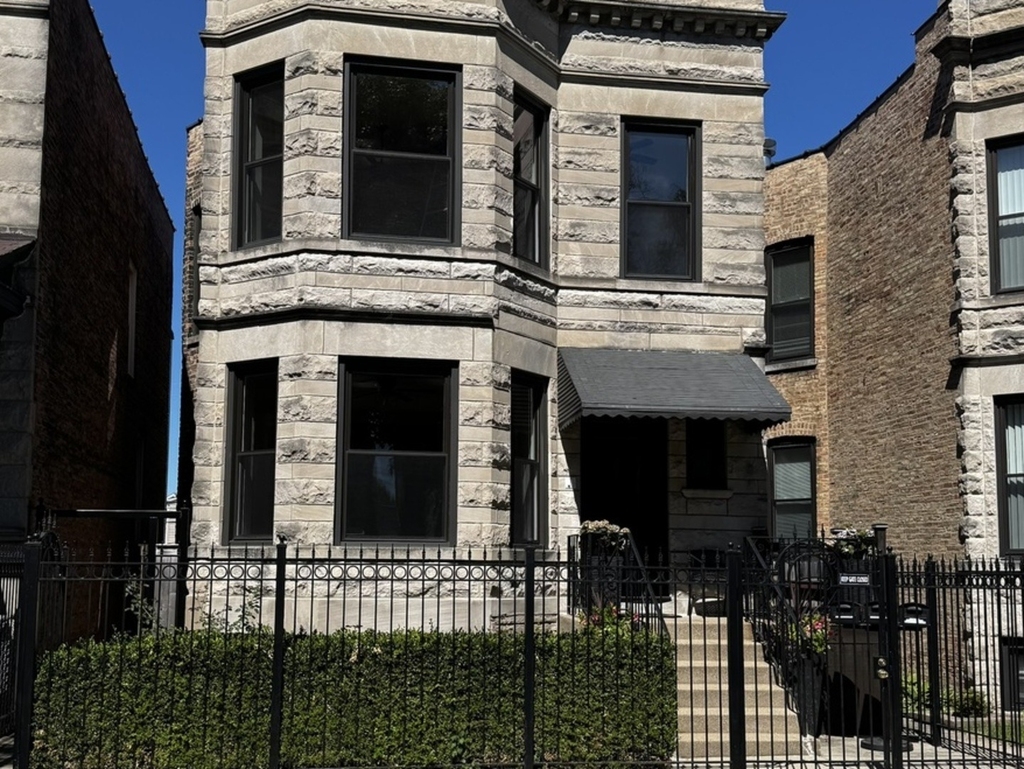 2424 N Mozart Street - Photo 30