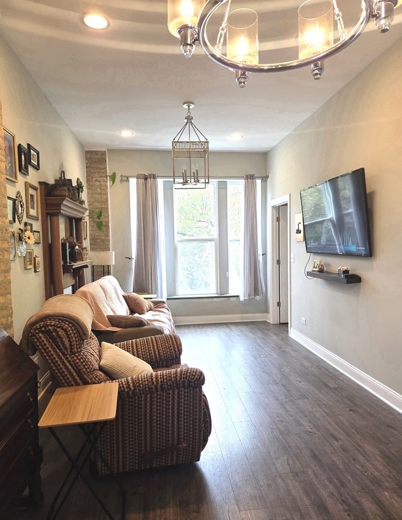 2726 W Haddon Avenue - Photo 3