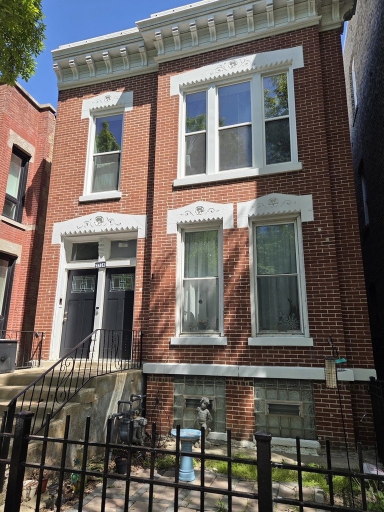 2726 W Haddon Avenue - Photo 0