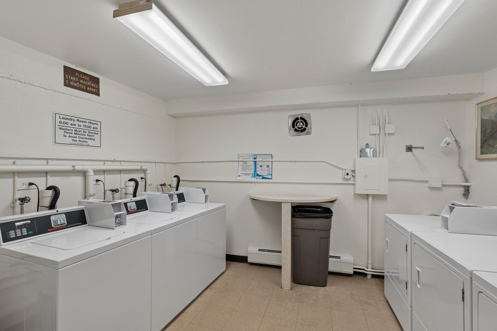 2211 S Stewart Avenue - Photo 20
